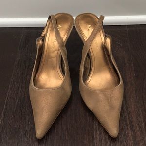 New Anne Klein Bronze Slingback Heels 6.5